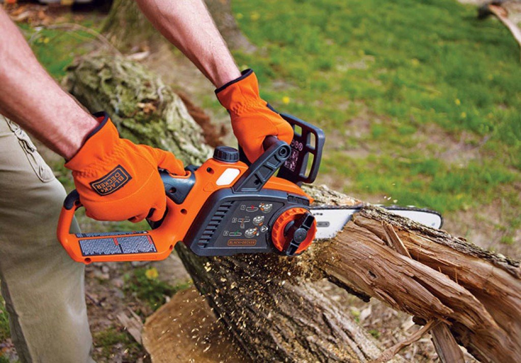 Best Cordless Chainsaw Review
